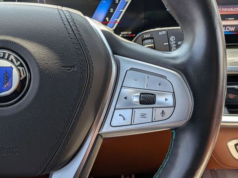 Certified 2025 BMW ALPINA XB7 AWD/4WD image 35