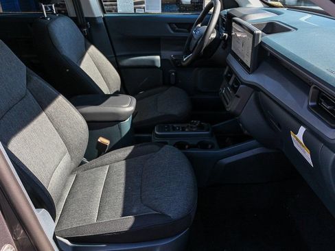 New 2025 Ford Maverick XLT w/ XLT Luxury Package image 18