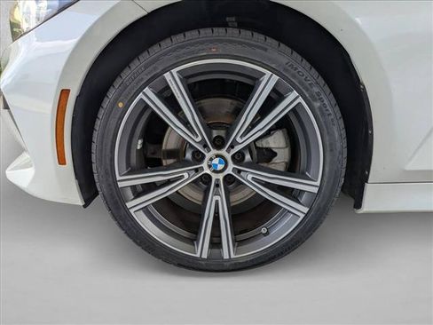Used 2024 BMW 330i Sedan w/ Convenience Package RWD image 23