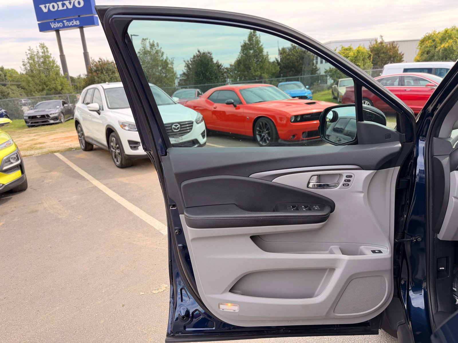 Used 2022 Honda Ridgeline RTL-E image 16