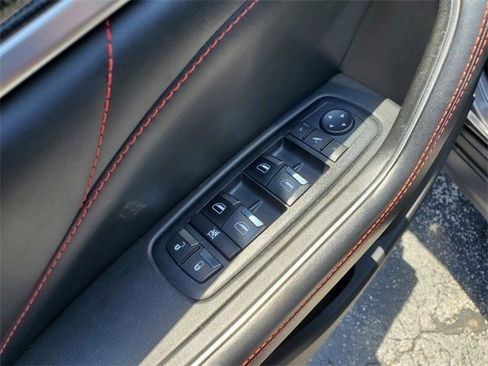 Used 2019 Maserati Levante image 23