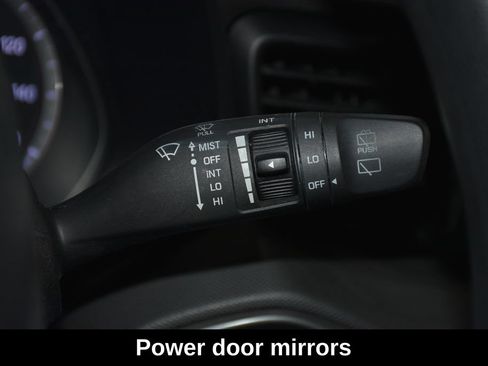 Used 2019 Hyundai Veloster 2.0 FWD image 16