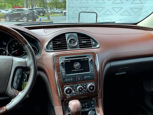 Used 2014 Buick Enclave Leather image 7