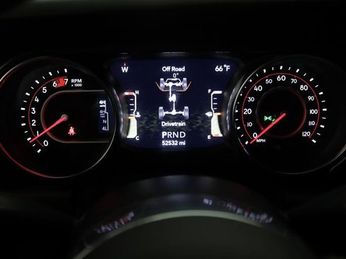 Used 2021 Jeep Wrangler Unlimited Rubicon w/ Xtreme Recon 35" Tire Package AWD/4WD image 3