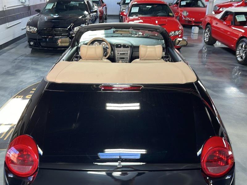 Used 2005 Ford Thunderbird RWD image 25