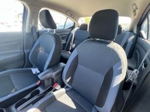 Used 2025 Nissan Versa SV image 16