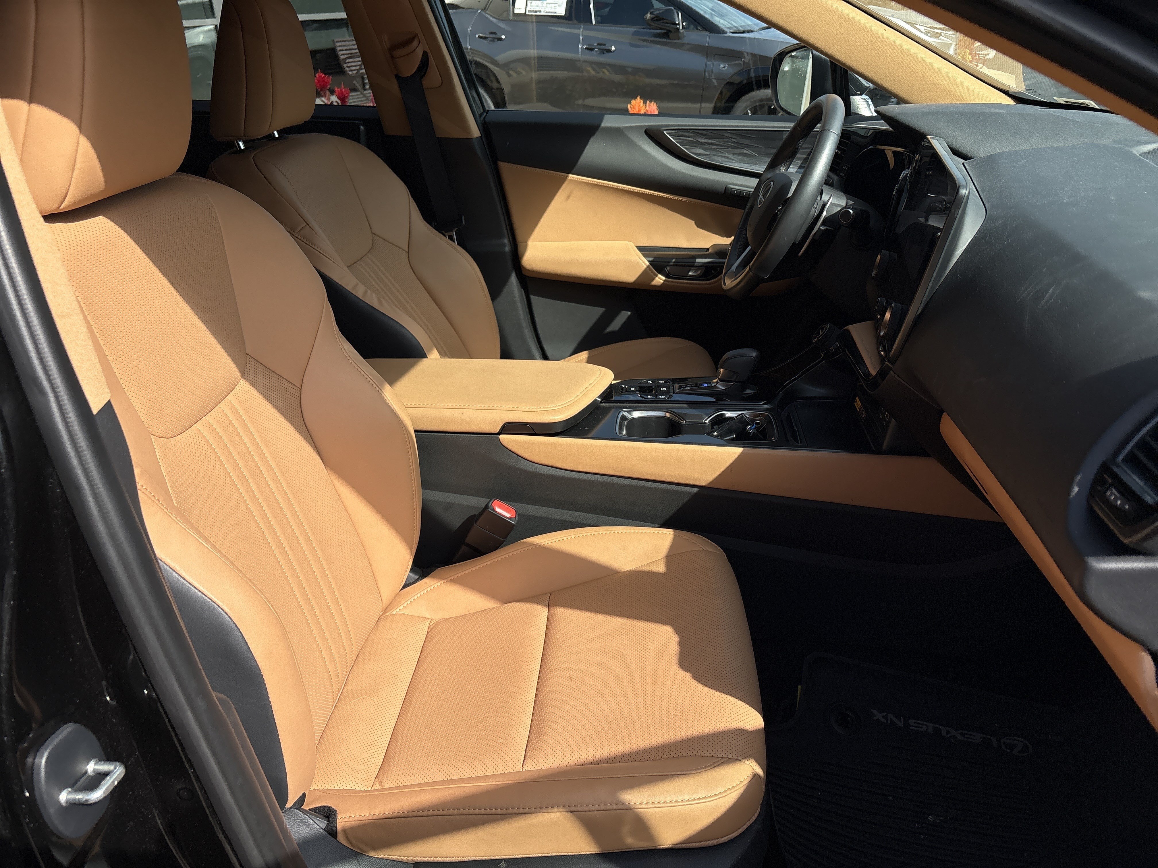 Certified 2026 Lexus NX 350 AWD w/ Accessory Package (2T) image 33
