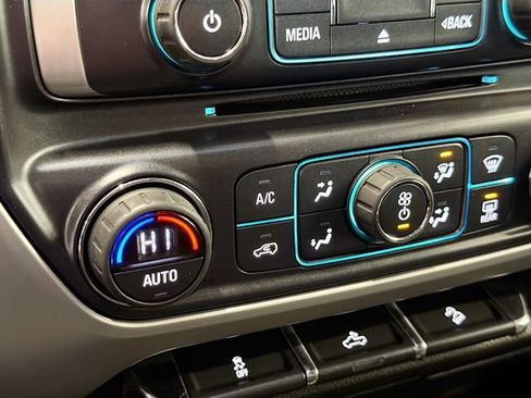 Used 2017 GMC Sierra 1500 SLE w/ SLE Value Package image 15