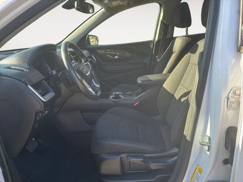 Used 2018 GMC Terrain SLE image 9