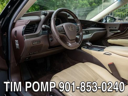 Used 2019 Lexus LS 500 w/ Interior Upgrade Package RWD image 10