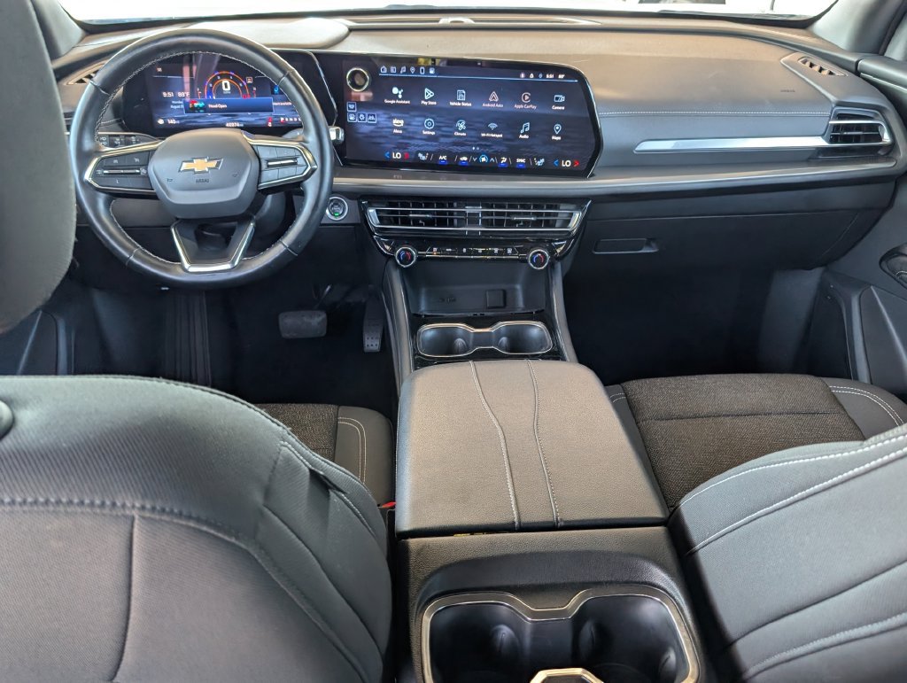 Used 2024 Chevrolet Traverse LT FWD image 18