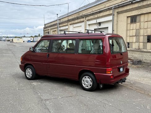 Used 1999 Volkswagen Eurovan MV FWD image 65