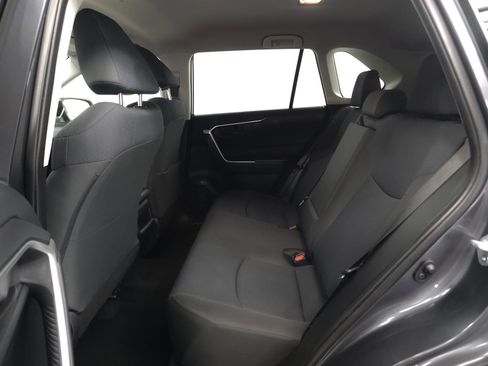 Used 2019 Toyota RAV4 LE w/ Carpet Mat Package FWD image 5
