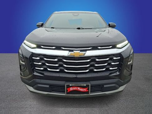Used 2025 Chevrolet Equinox LT AWD/4WD image 2
