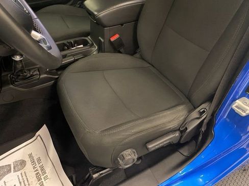 Used 2023 Jeep Wrangler Sahara image 13