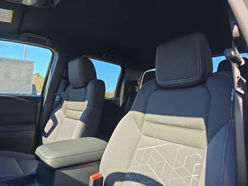 New 2026 Nissan Frontier SV w/ SV Convenience Package image 13
