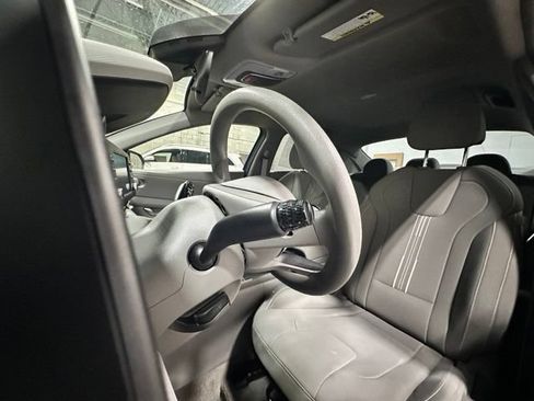 Used 2023 Hyundai Elantra SEL FWD image 14