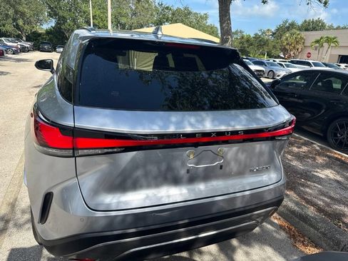 Used 2025 Lexus RX 350 Premium w/ Accessory Package (Z1) FWD image 6