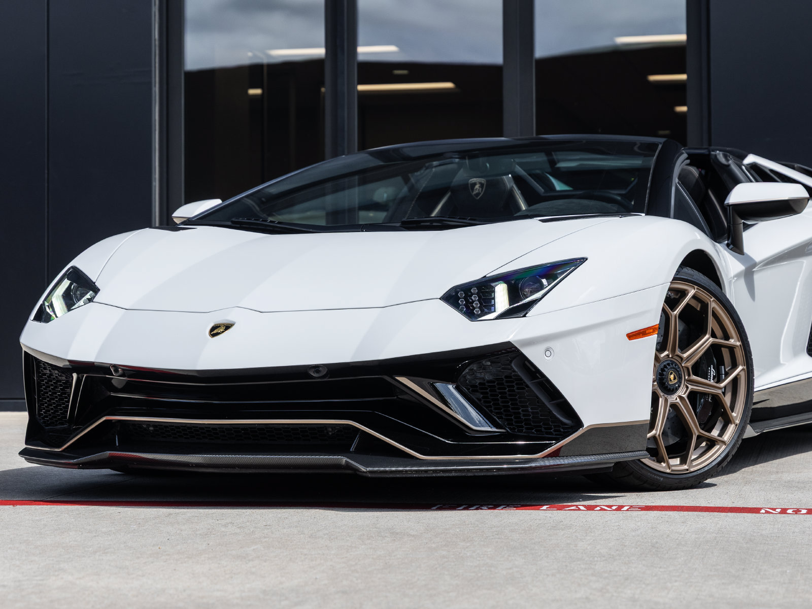 Used 2022 Lamborghini Aventador LP 780-4 Ultimae AWD/4WD image 4