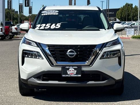 Used 2023 Nissan Rogue SV FWD image 11