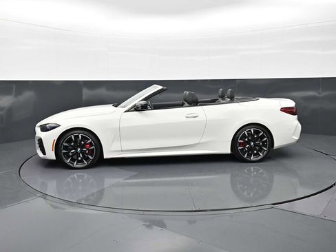 Used 2025 BMW 430i Convertible w/ M Sport Package image 4