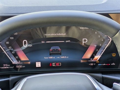 Used 2025 BMW 230i 230i w/ Convenience Package image 28