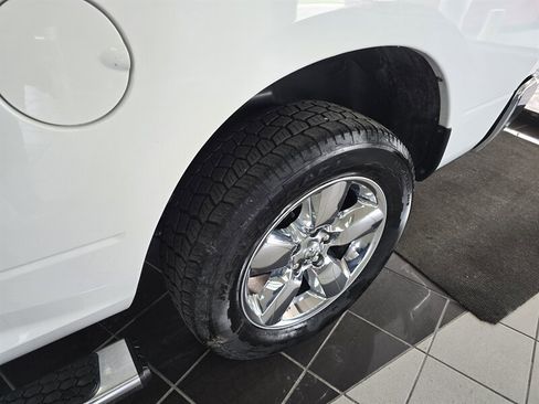 Used 2017 RAM 1500 Big Horn image 32