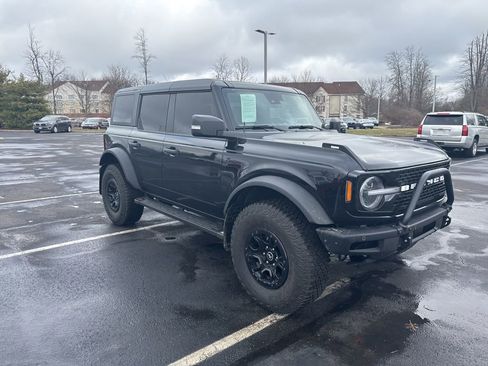 Used 2024 Ford Bronco Wildtrak image 3