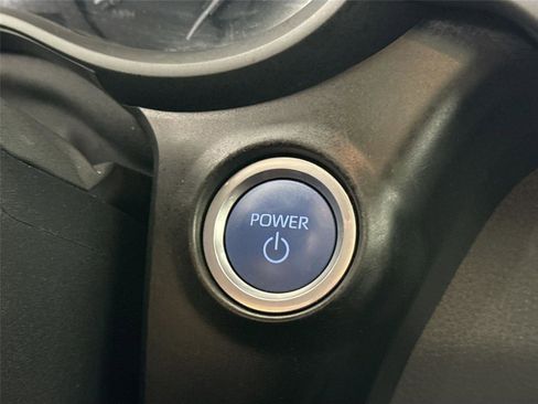 Certified 2023 Toyota Sienna XSE image 22