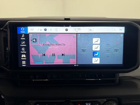 Used 2025 Jeep Wrangler Sahara 4xe w/ Safety Group image 9