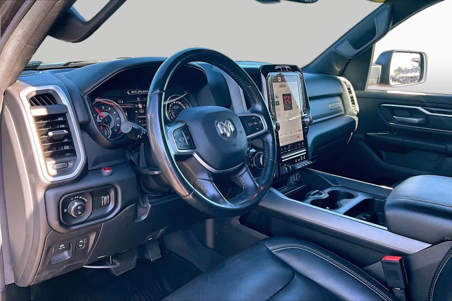 Used 2022 RAM 1500 Big Horn AWD/4WD image 17