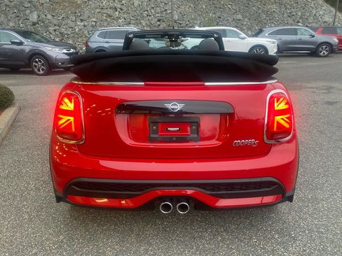 Used 2022 MINI Cooper S image 31