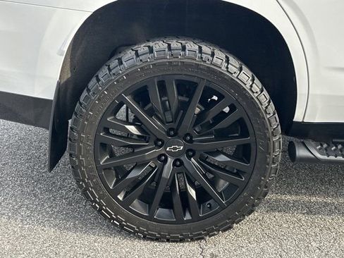 Used 2024 Chevrolet Tahoe Z71 image 22