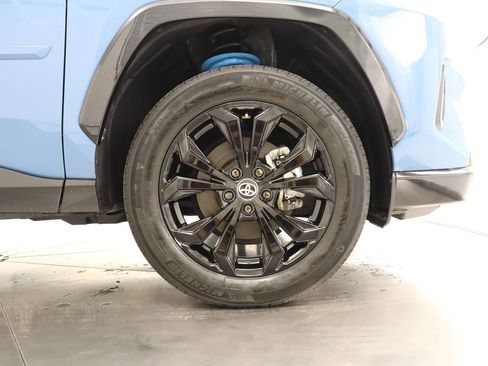 Used 2022 Toyota RAV4 SE w/ Convenience Package image 38