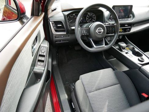 Certified 2023 Nissan Rogue SV AWD/4WD image 7