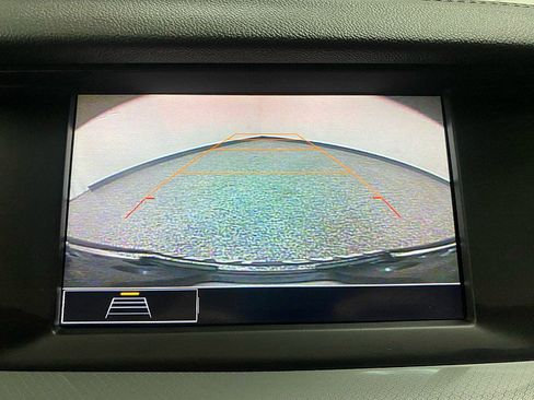 Used 2019 Buick Regal Preferred image 11