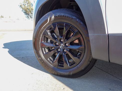 Certified 2025 MAZDA CX-50 2.5 Hybrid w/ Preferred Pkg image 8