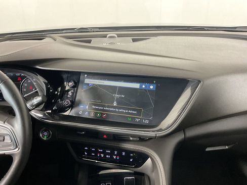 Used 2022 Buick Envision Essence w/ Technology Package I image 13