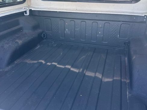Used 2024 Jeep Gladiator Rubicon AWD/4WD image 5