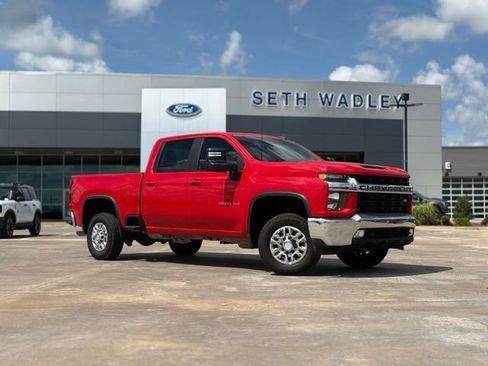 Used 2022 Chevrolet Silverado 2500 LT w/ Convenience Package AWD/4WD image 1
