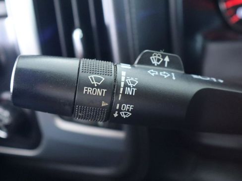 Used 2014 GMC Sierra 1500 SLT w/ SLT Crew Cab Value Package image 24