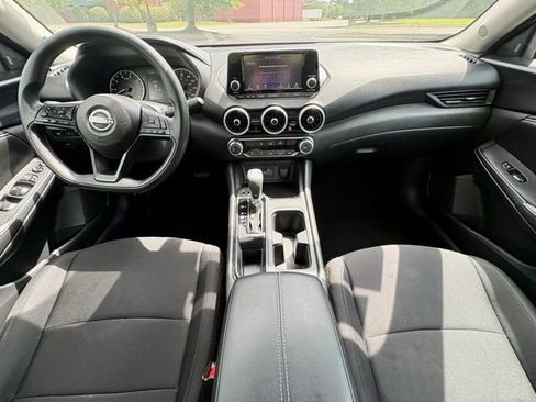 Used 2025 Nissan Sentra S w/ Lighting Package FWD image 25