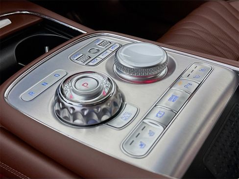 Used 2023 Genesis G90 3.5T image 17