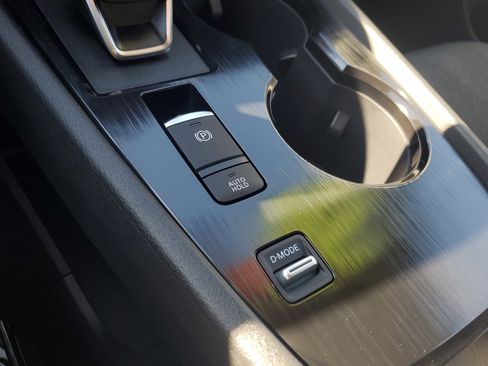 Certified 2026 Nissan Rogue SV image 25