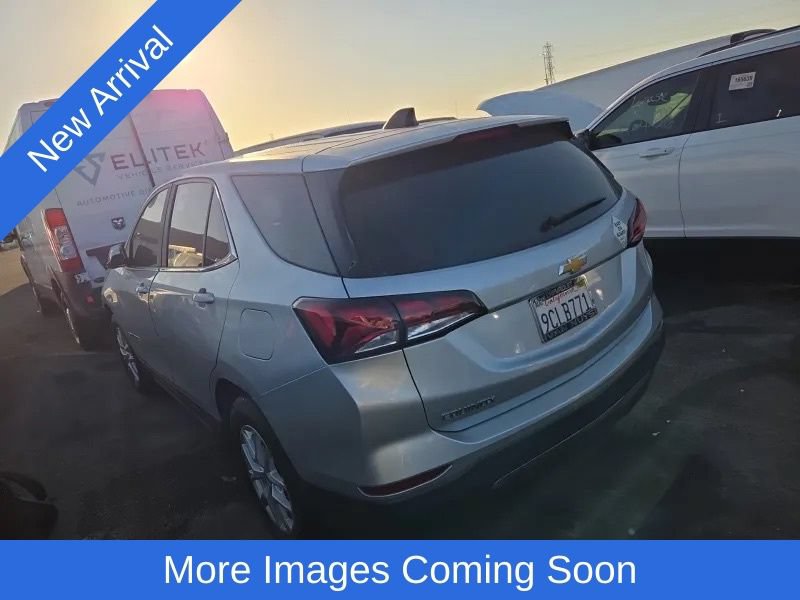 Used 2022 Chevrolet Equinox LT FWD image 2
