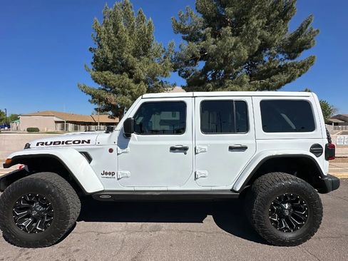 Used 2021 Jeep Wrangler Unlimited Rubicon image 1