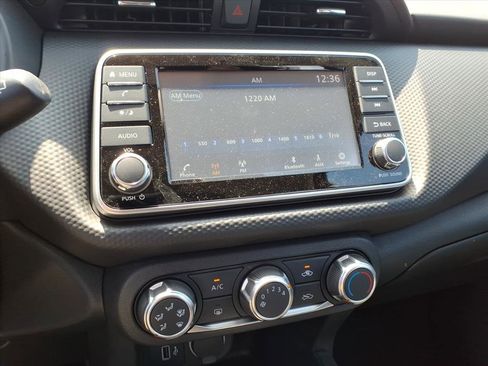 New 2025 Nissan Kicks Play S image 12