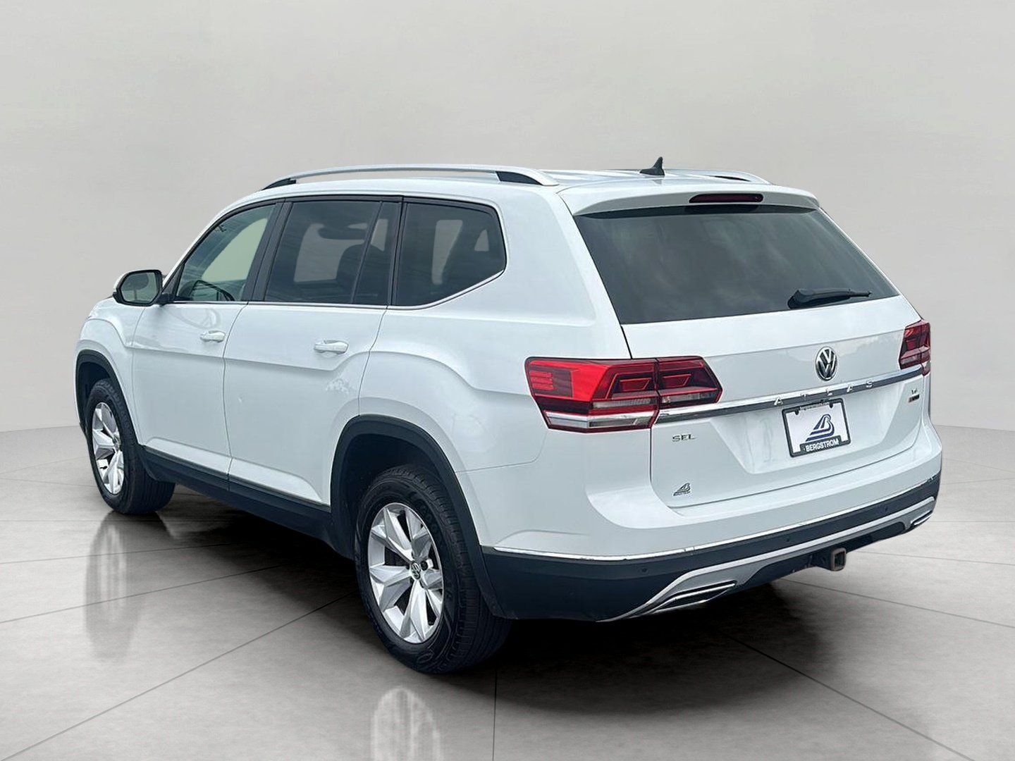 Used 2018 Volkswagen Atlas SEL AWD/4WD image 5