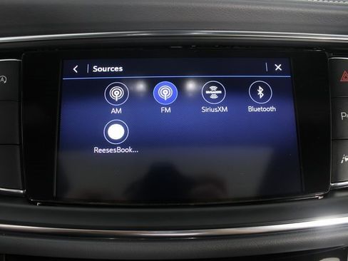 Used 2023 Buick Enclave Essence w/ Experience Buick Package image 5