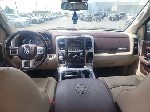 Used 2016 RAM 1500 Laramie w/ Convenience Group AWD/4WD image 9